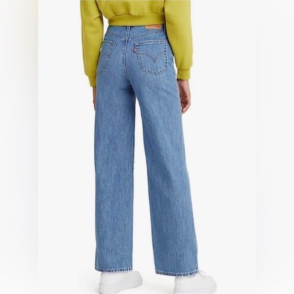 Levi’s High Waisted Straight Distressed Jeans - Size 25 - Picture 2 of 16